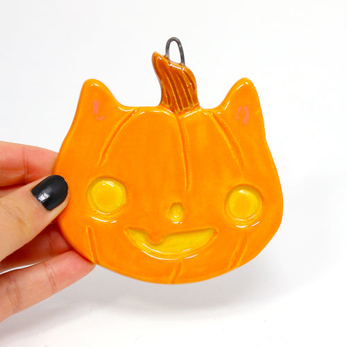 Ceramic Pumpkin Cat Wall Hanging #2484